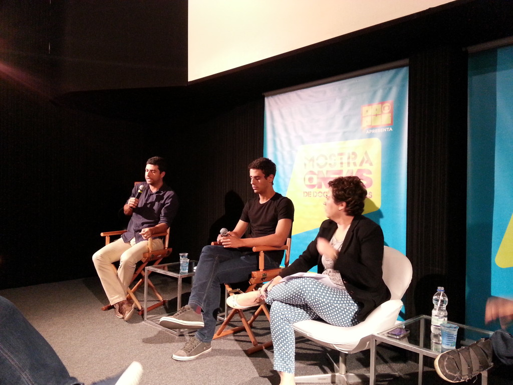 Júlio Molica (Gnews), Rodrigo Carvalho (Gnews) e Ana Paula Padrão (moderadora).