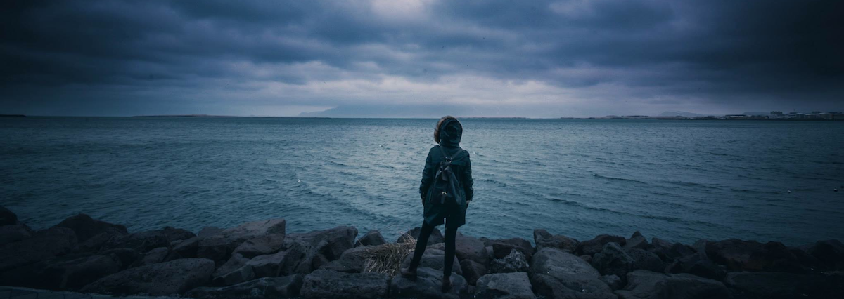 Em busca da essência da politização do século XXI: Autoritarismo