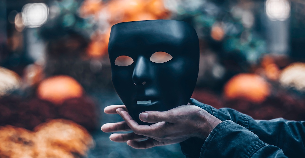 O monstro Momo e lendas urbanas da era digital