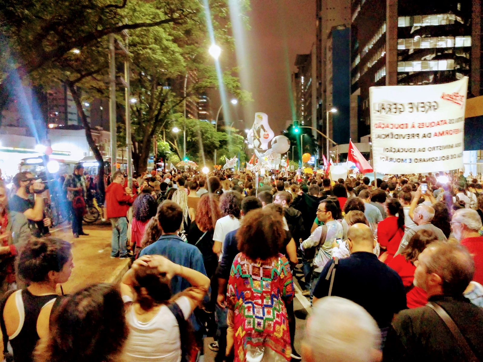 Coelhinhos e Chinchilas pela educação